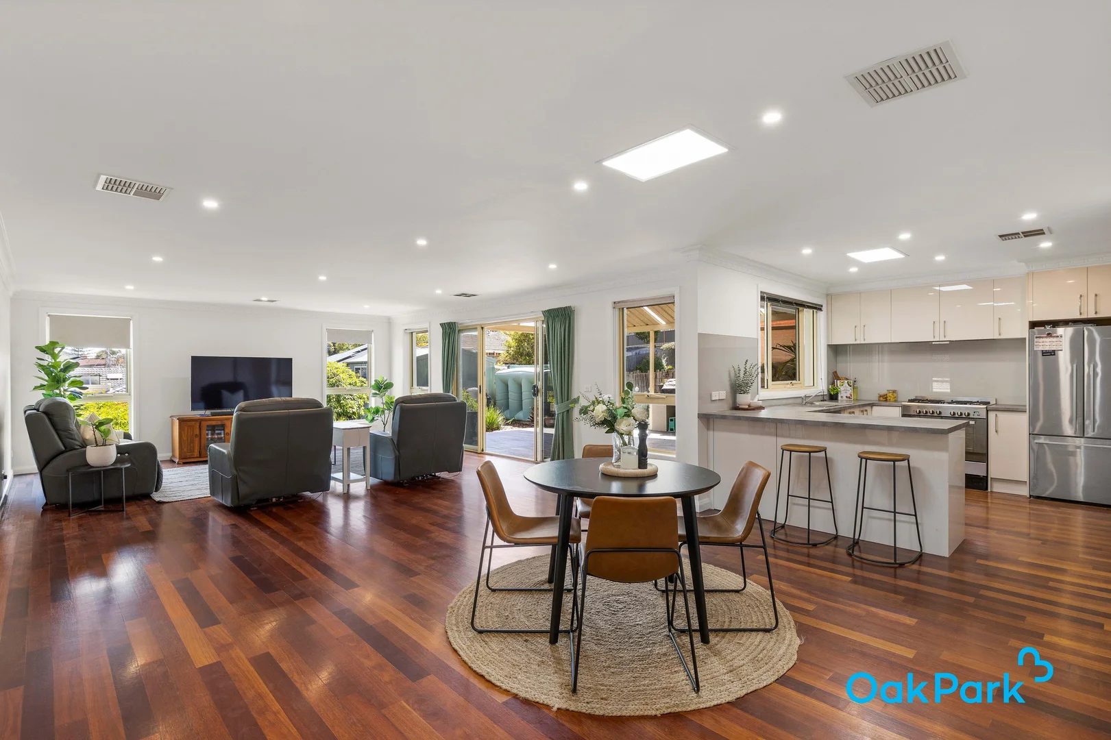 Additional image 8 of 10 Valley Crescent, Glenroy VIC 3046