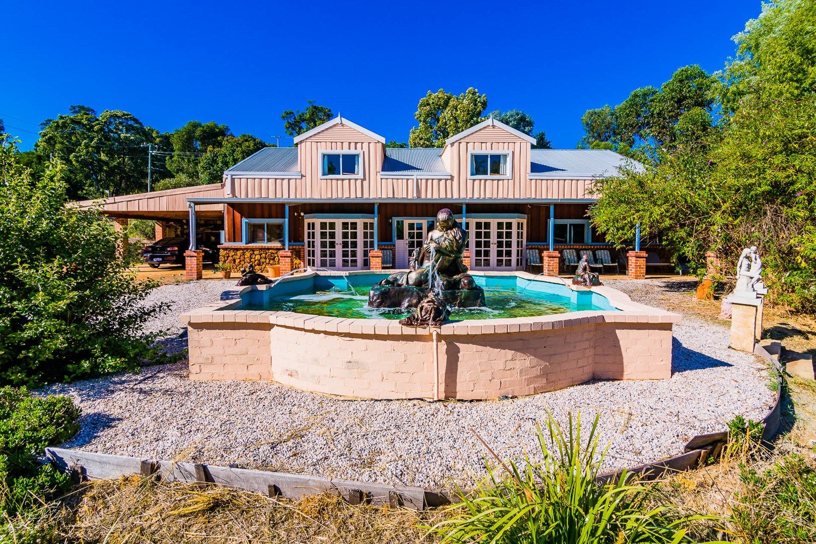 10 Blackwood River Drive, Balingu Property History & Address Research