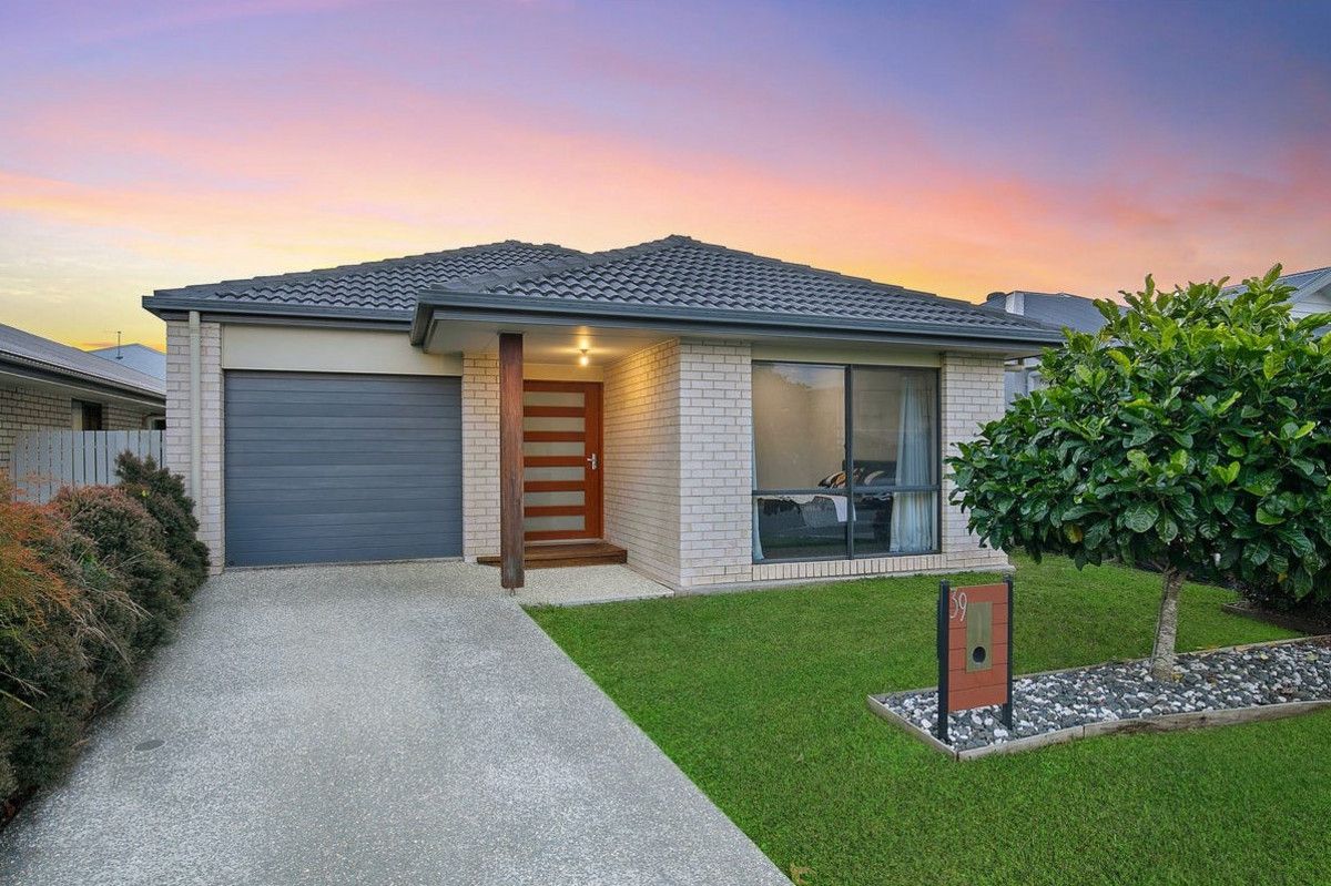 3 bedrooms House in 39 Casey Street CABOOLTURE SOUTH QLD, 4510