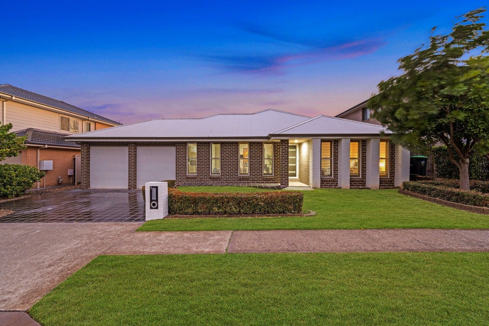 5 bedrooms House in 9 Gibson Street ORAN PARK NSW, 2570