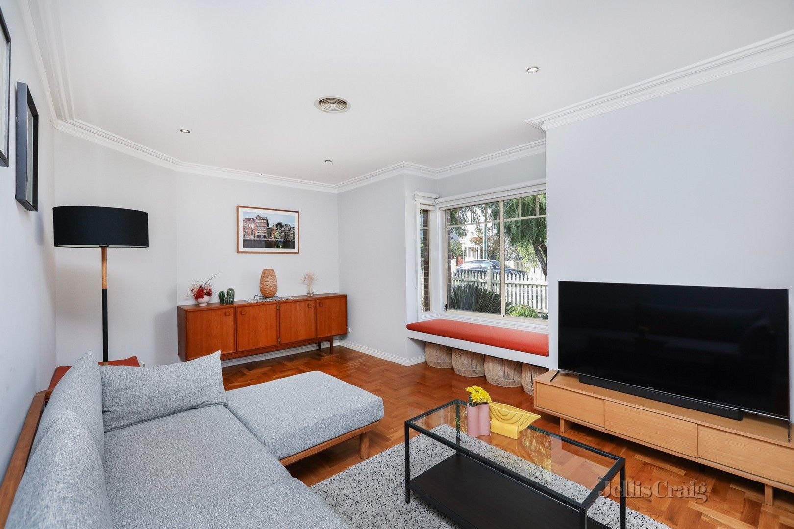 3 bedrooms Townhouse in 2/8 Edgar Street KINGSVILLE VIC, 3012