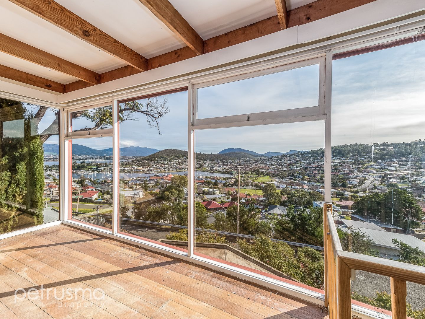 11 Cottesloe Street, Lindisfarne TAS 7015, Image 1