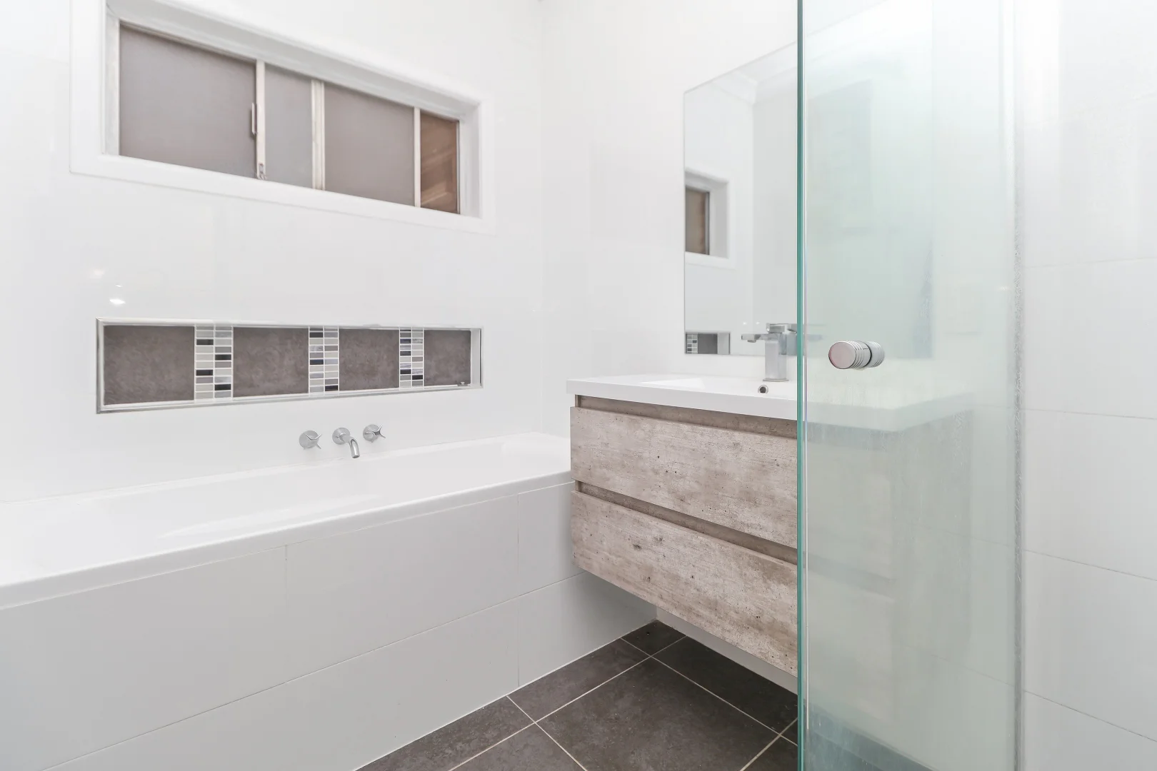 Additional image 11 of 2 Bruce Street, Tolland NSW 2650