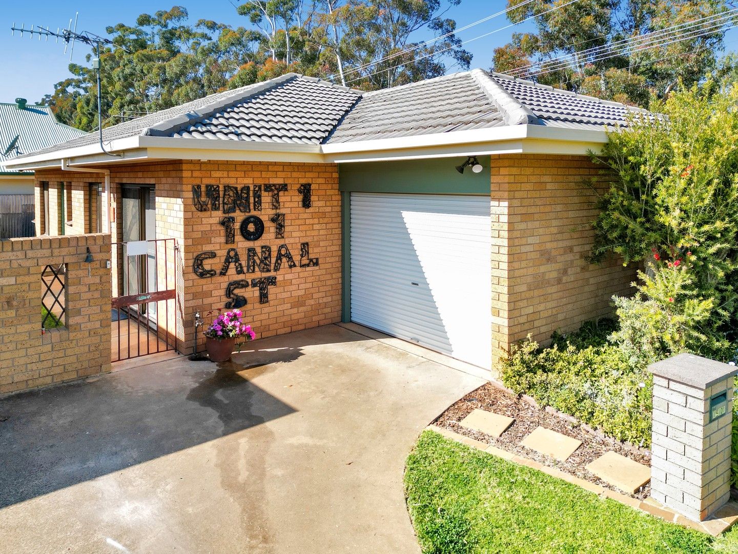 Unit 1/101 Canal Street, Griffith NSW 2680, Image 0