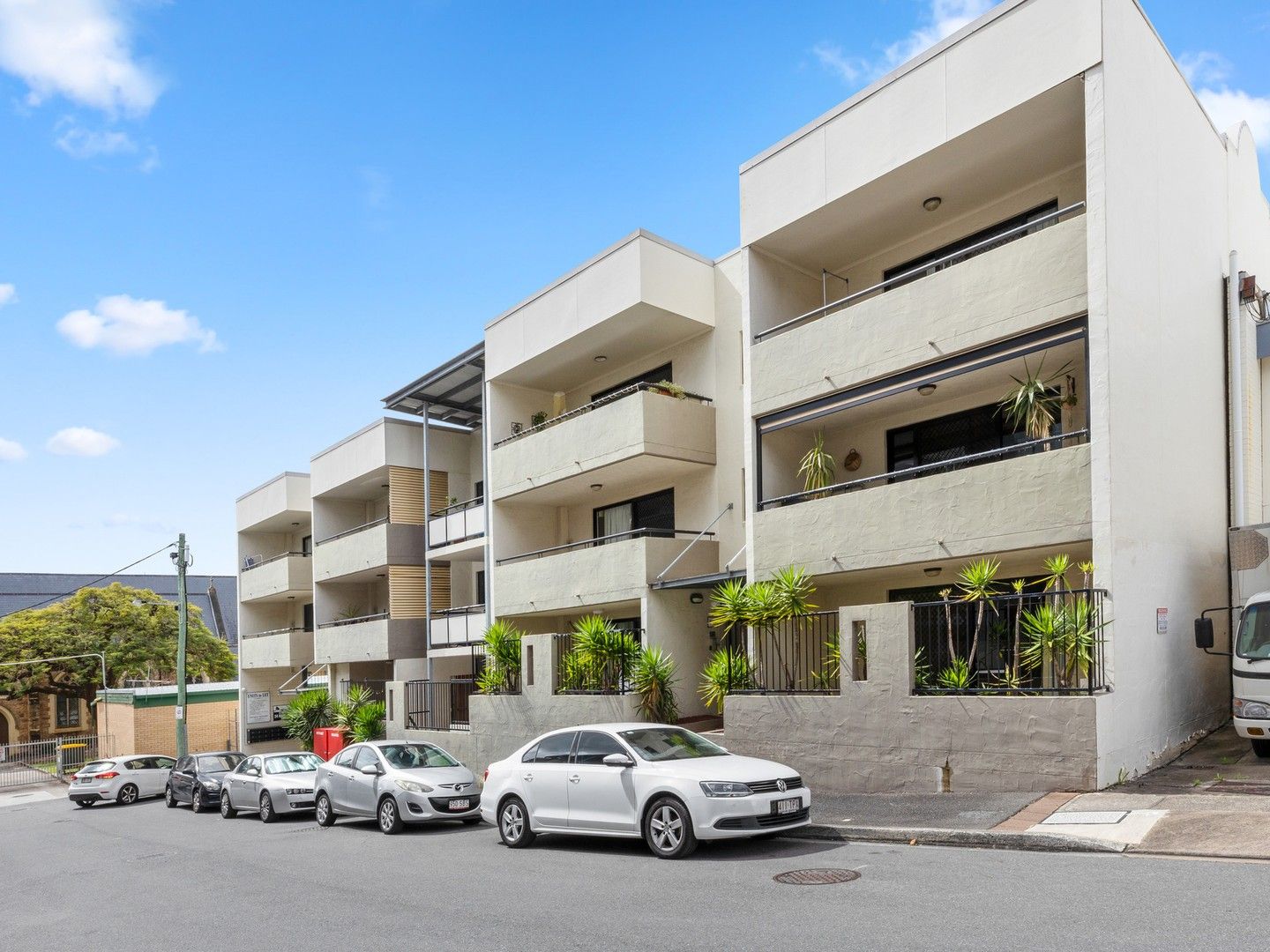 2 bedrooms Apartment / Unit / Flat in 9/79 Berwick Street FORTITUDE VALLEY QLD, 4006