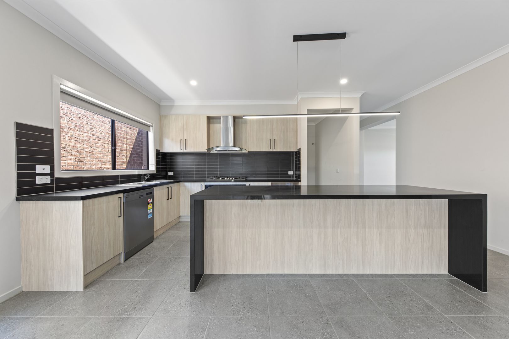 17 Gecko Crescent, Clyde North VIC 3978 - House For Rent - $650 | Domain