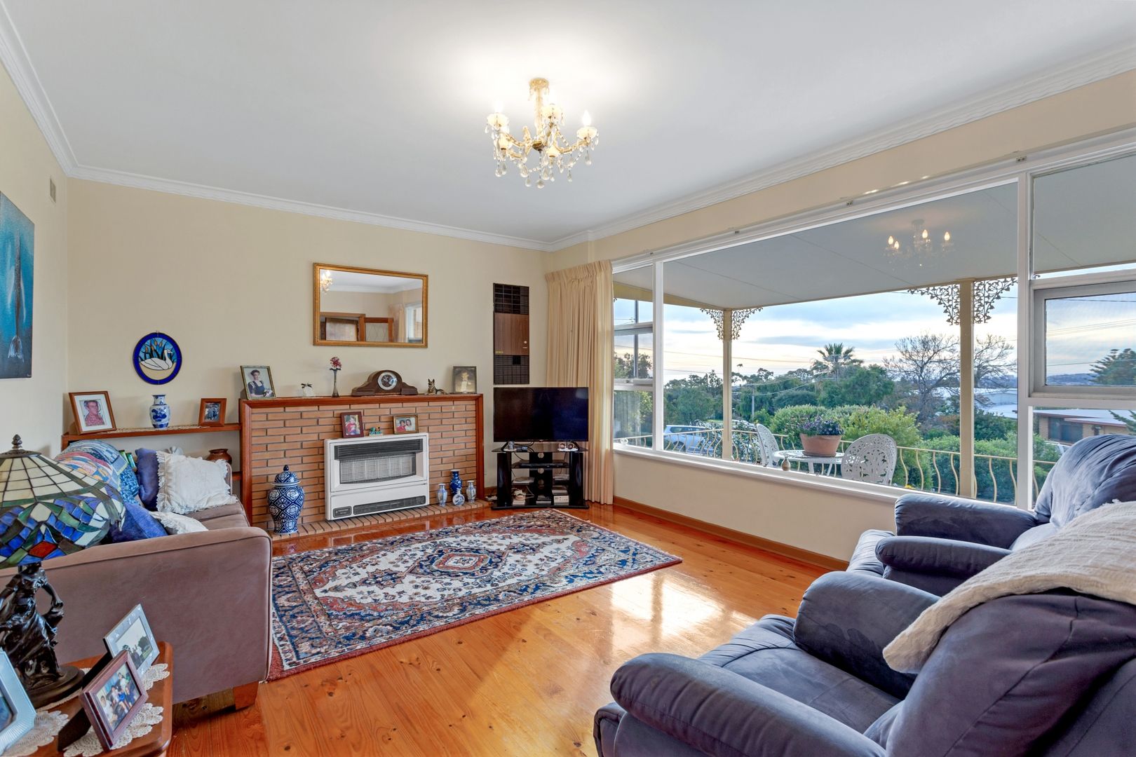 22 Mitchell Street, Seaview Downs SA 5049, Image 2