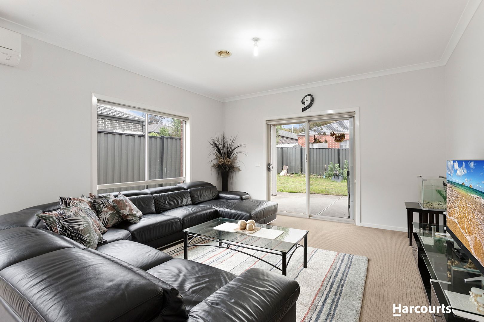 12 Brambuk Avenue, Craigieburn VIC 3064, Image 2