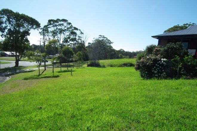 Picture of 15 Glen Court, BLACK HEAD NSW 2430