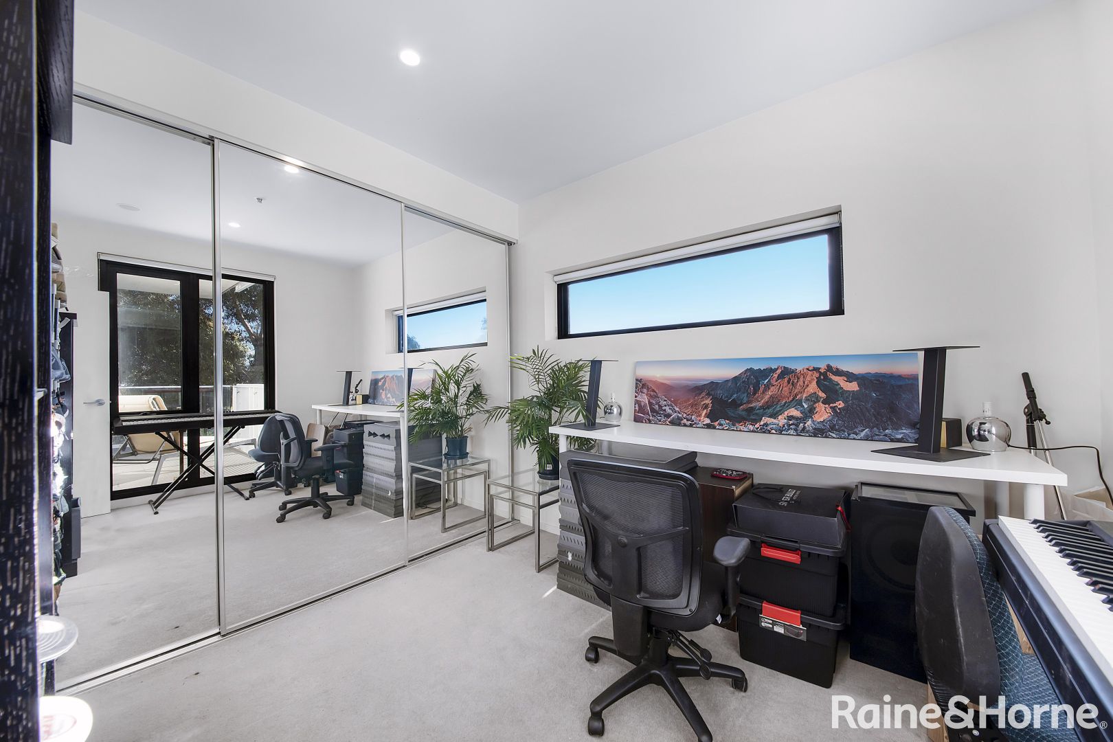 204/80 Cheltenham Road, Dandenong VIC 3175, Image 2