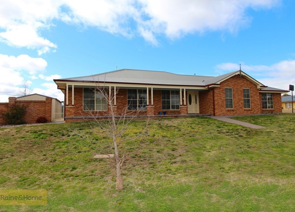 14 Vincent Crescent, Kelso NSW 2795