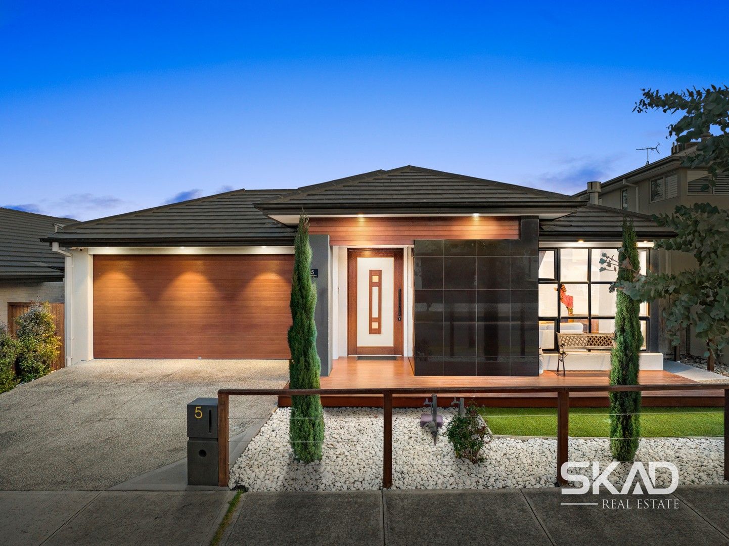 4 bedrooms House in 5 Barham Way WOLLERT VIC, 3750