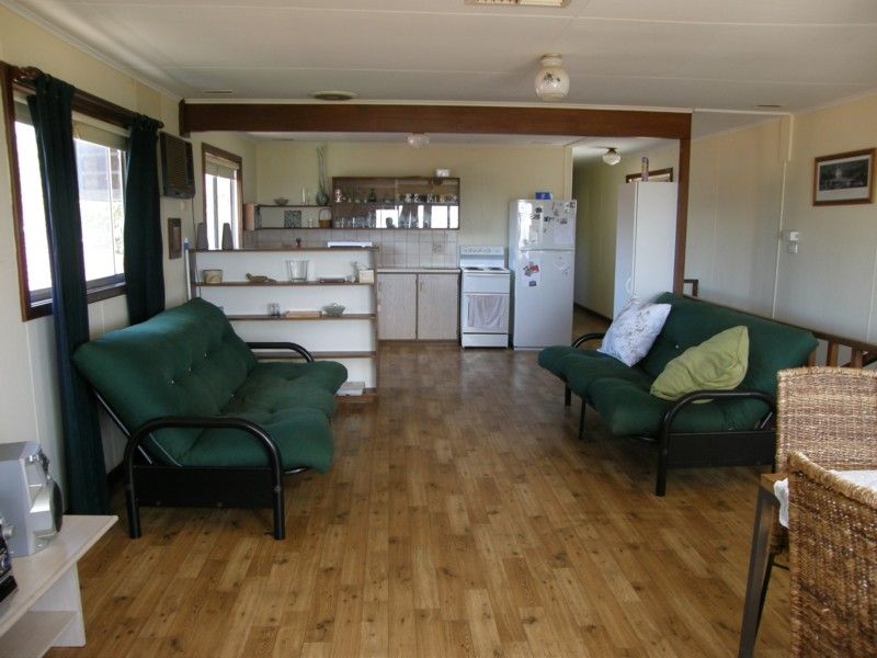 118 Grey Street, Kalbarri WA 6536, Image 2