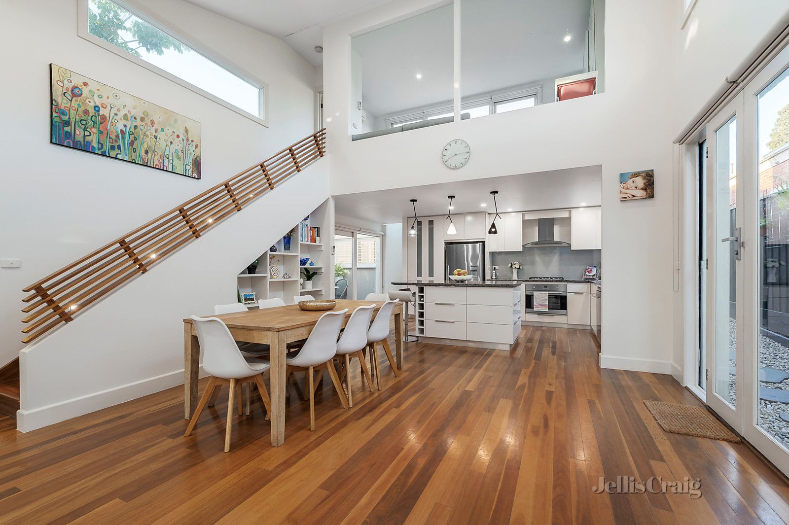 15a Trevascus Street, Caulfield South VIC 3162, Image 2