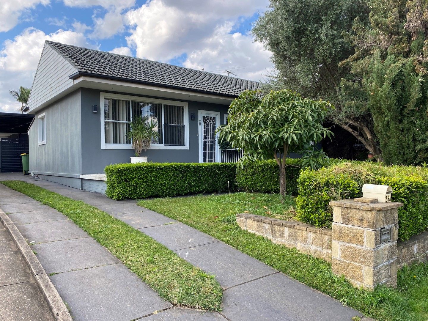 4 bedrooms House in 26 Craig Street SMITHFIELD NSW, 2164