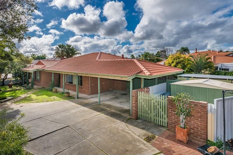 11 Newhaven Place, Kingsley WA 6026, Image 1