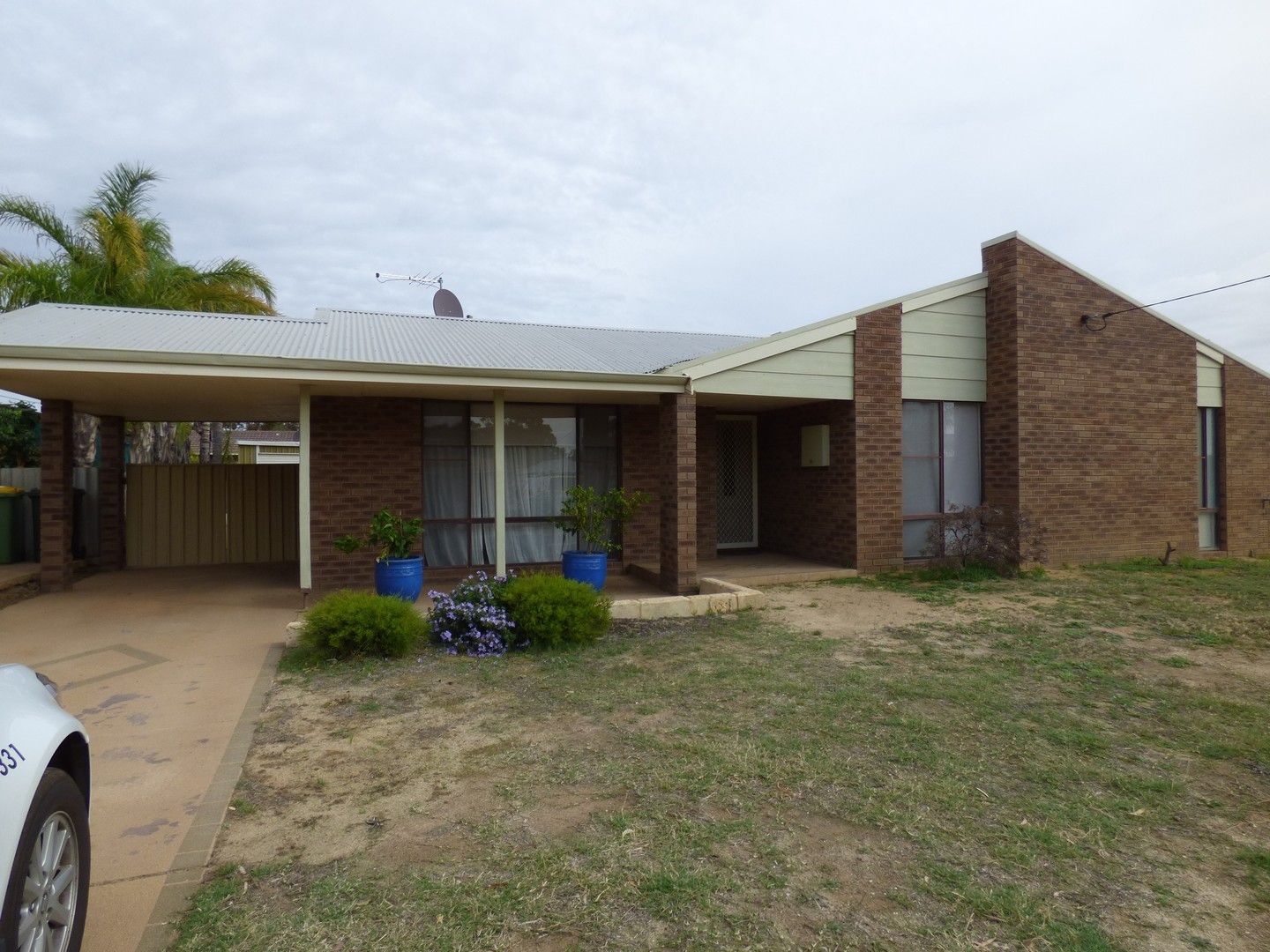 18 Solomon St, Merredin WA 6415, Image 0