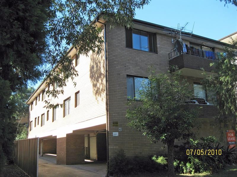 2 bedrooms Apartment / Unit / Flat in 42 Castlereagh Street LIVERPOOL NSW, 2170