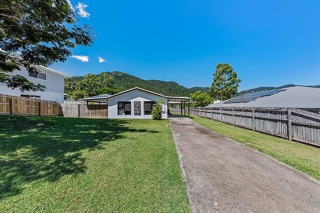 7 Links Drive, Cannonvale | Property History & Address Research | Domain