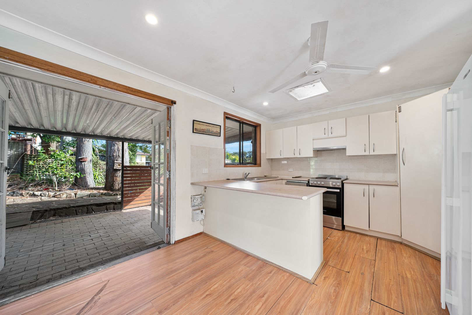 5 Collaroy Close, Chittaway Bay NSW 2261, Image 2