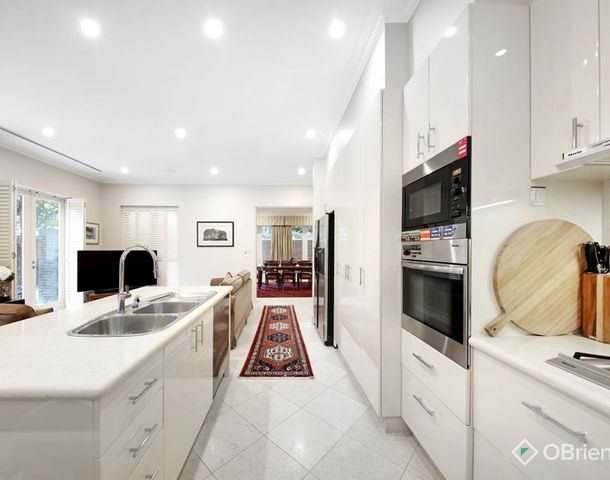 1/50 Albany Road, Toorak VIC 3142