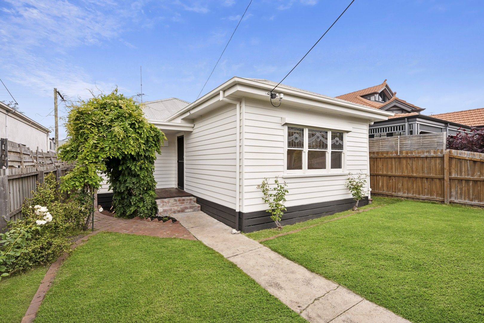 2 bedrooms House in 27 Cumberland Street NEWTOWN VIC, 3220