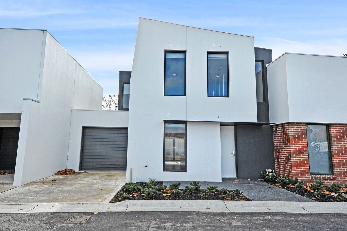 2 Monteith Place, Ballarat Central VIC 3350