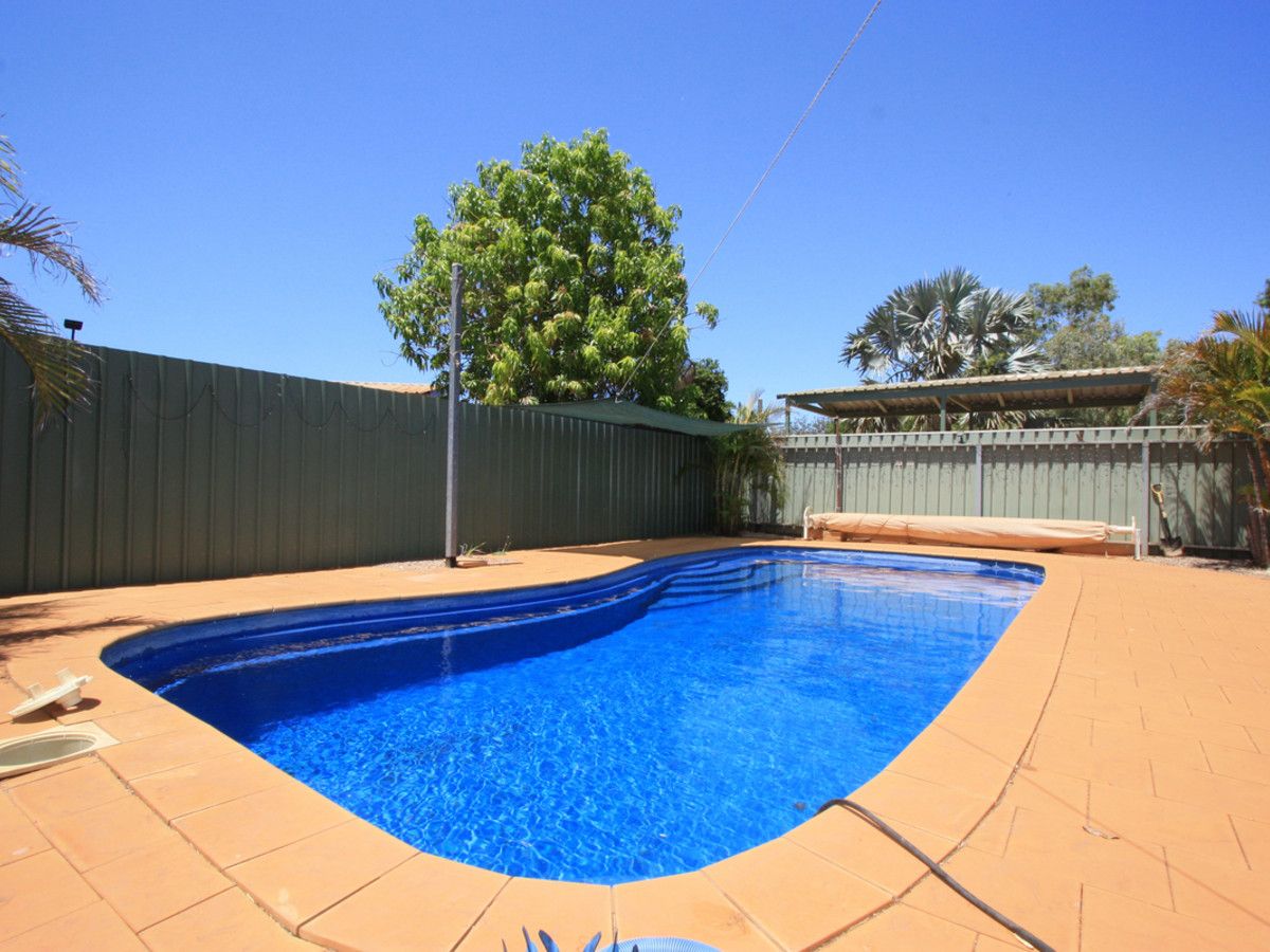 4 bedrooms House in 8 Rutherford Road SOUTH HEDLAND WA, 6722