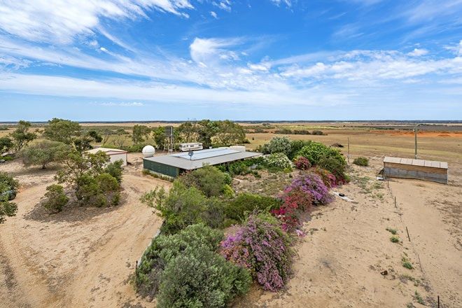 Picture of Loc 2344 Showground Road, SOUTH GREENOUGH WA 6528