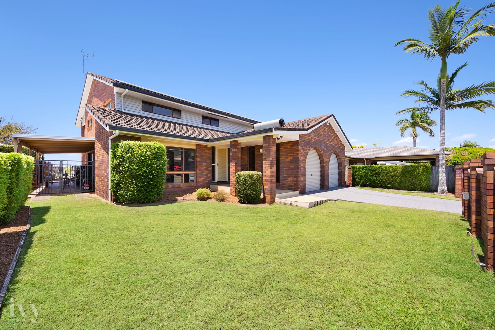 25 Camelot Crescent, Hollywell QLD 4216, Image 2