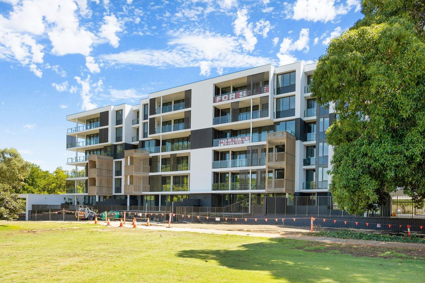 3 bedrooms Apartment / Unit / Flat in 40/22 Pollen Grove JOLIMONT WA, 6014