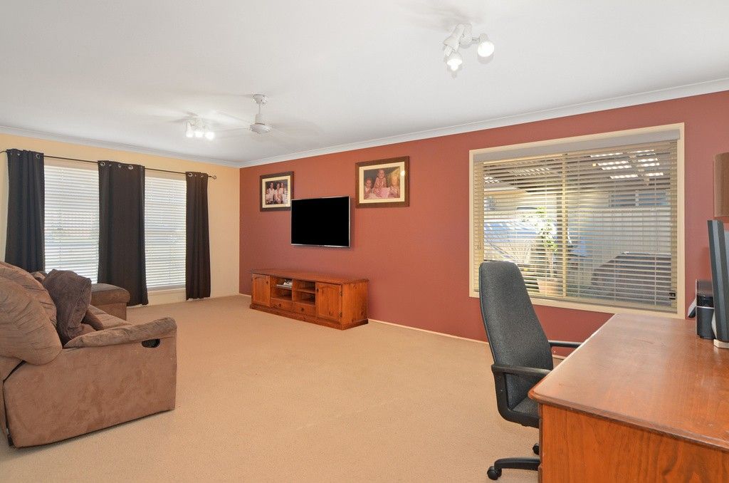 6 Golden Ash Close, Worrigee NSW 2540, Image 1