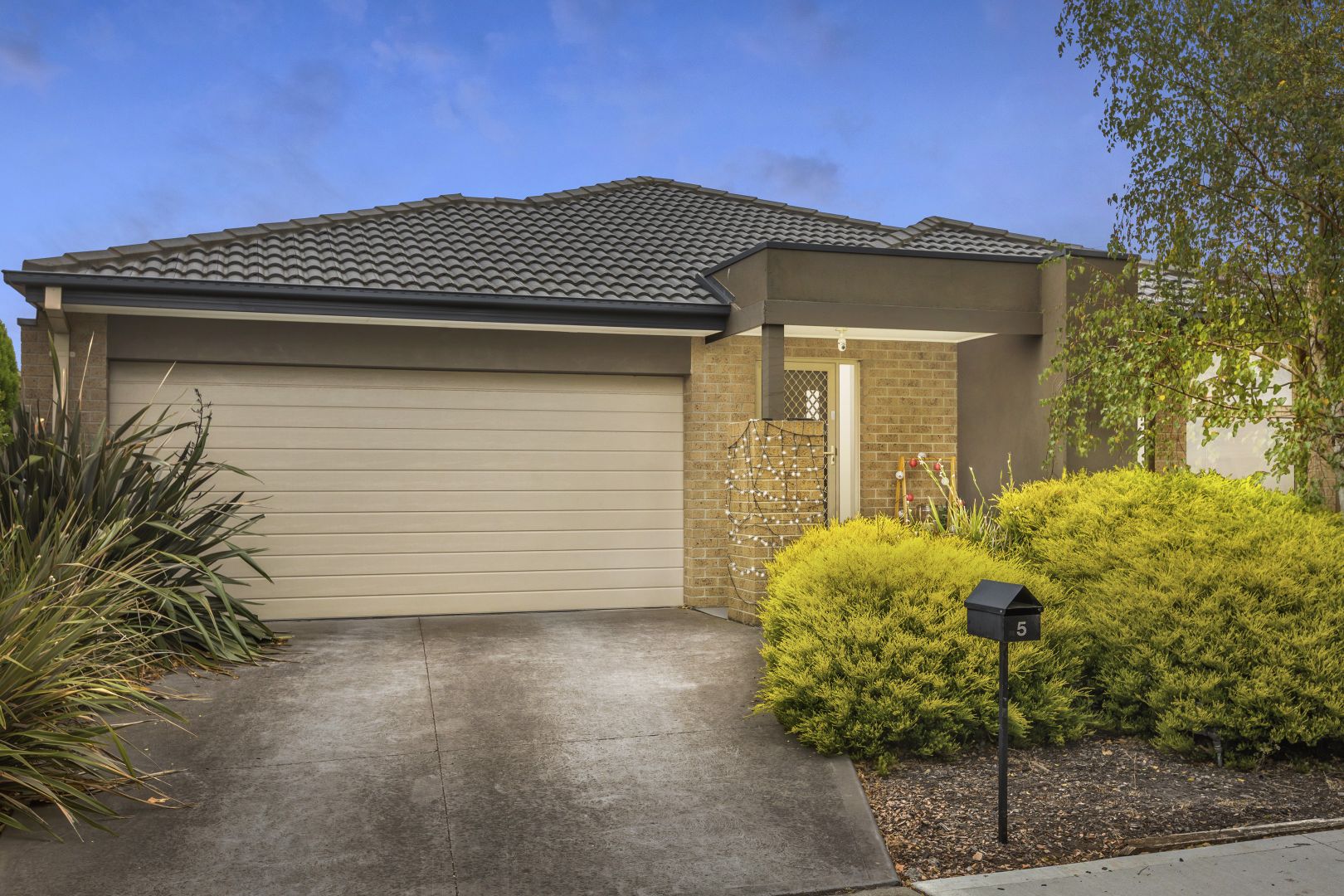 5 Baltimore Drive, Point Cook VIC 3030