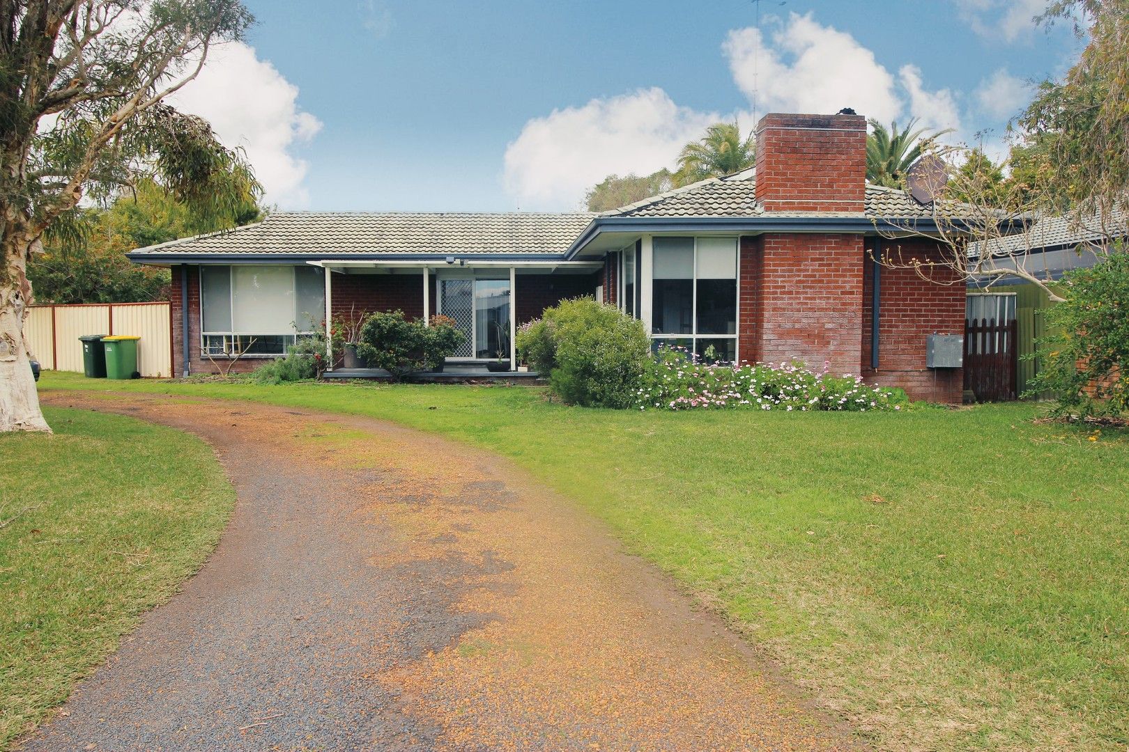 3 bedrooms House in 17 Jean Street BROADWATER WA, 6280