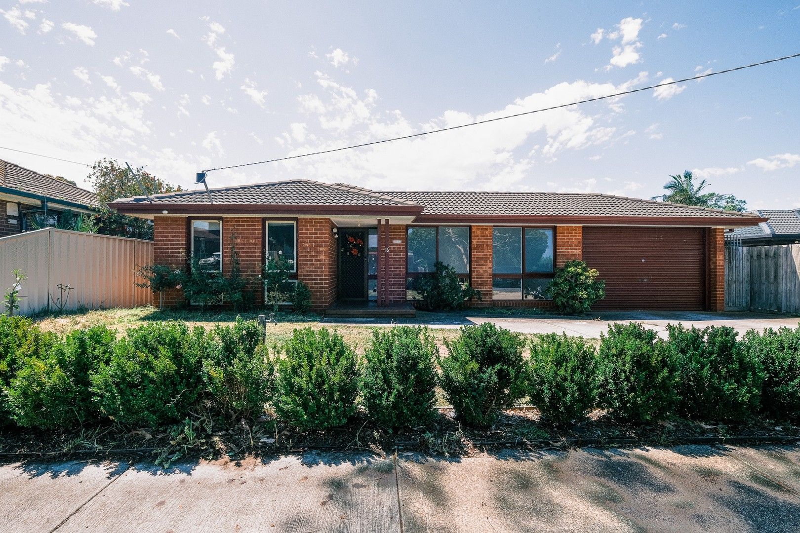 4 bedrooms House in 16 Roberts Avenue HOPPERS CROSSING VIC, 3029