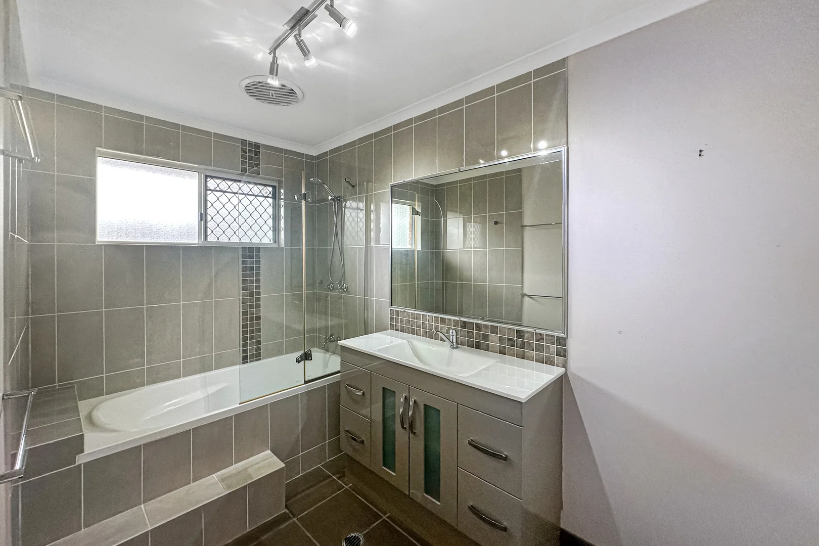 Additional image 11 of 16/66 Banksia Avenue, Andergrove QLD 4740