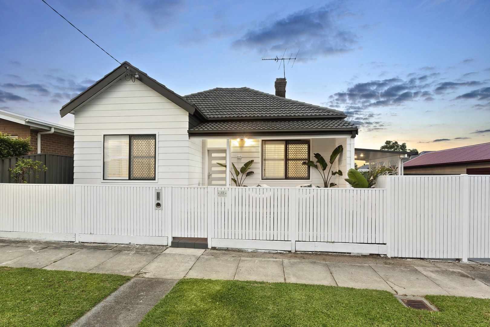 33 Platt Street, Waratah NSW 2298, Image 0