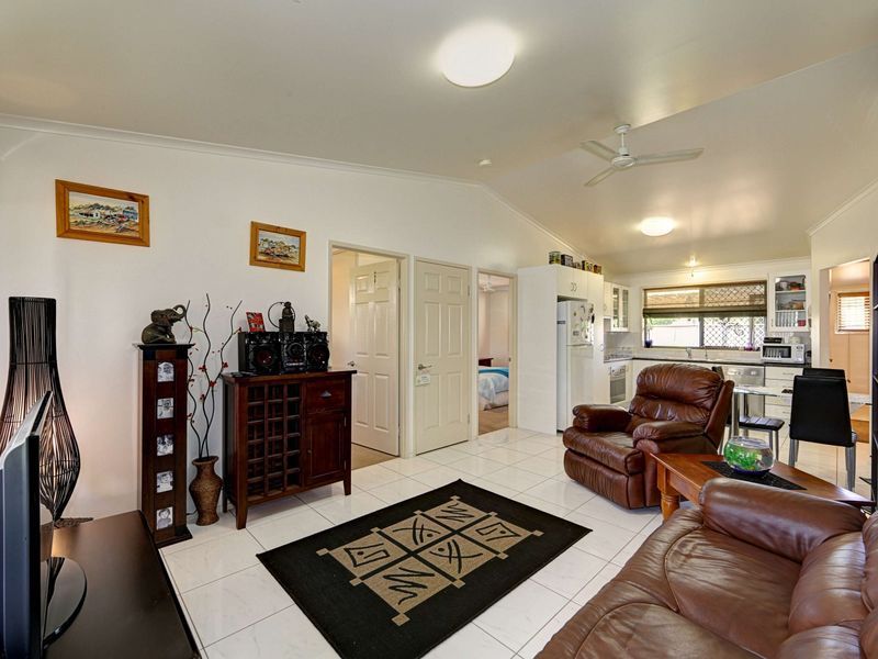 5/6 Gahans Road, KALKIE QLD 4670, Image 2