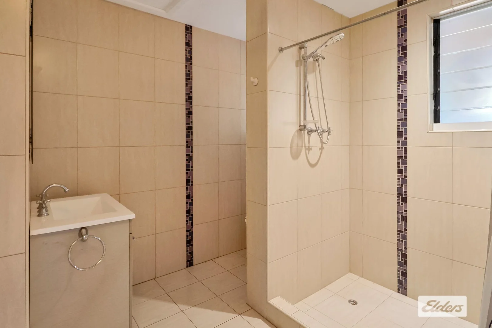 5 Mott Crescent, Katherine NT 0850 | Domain