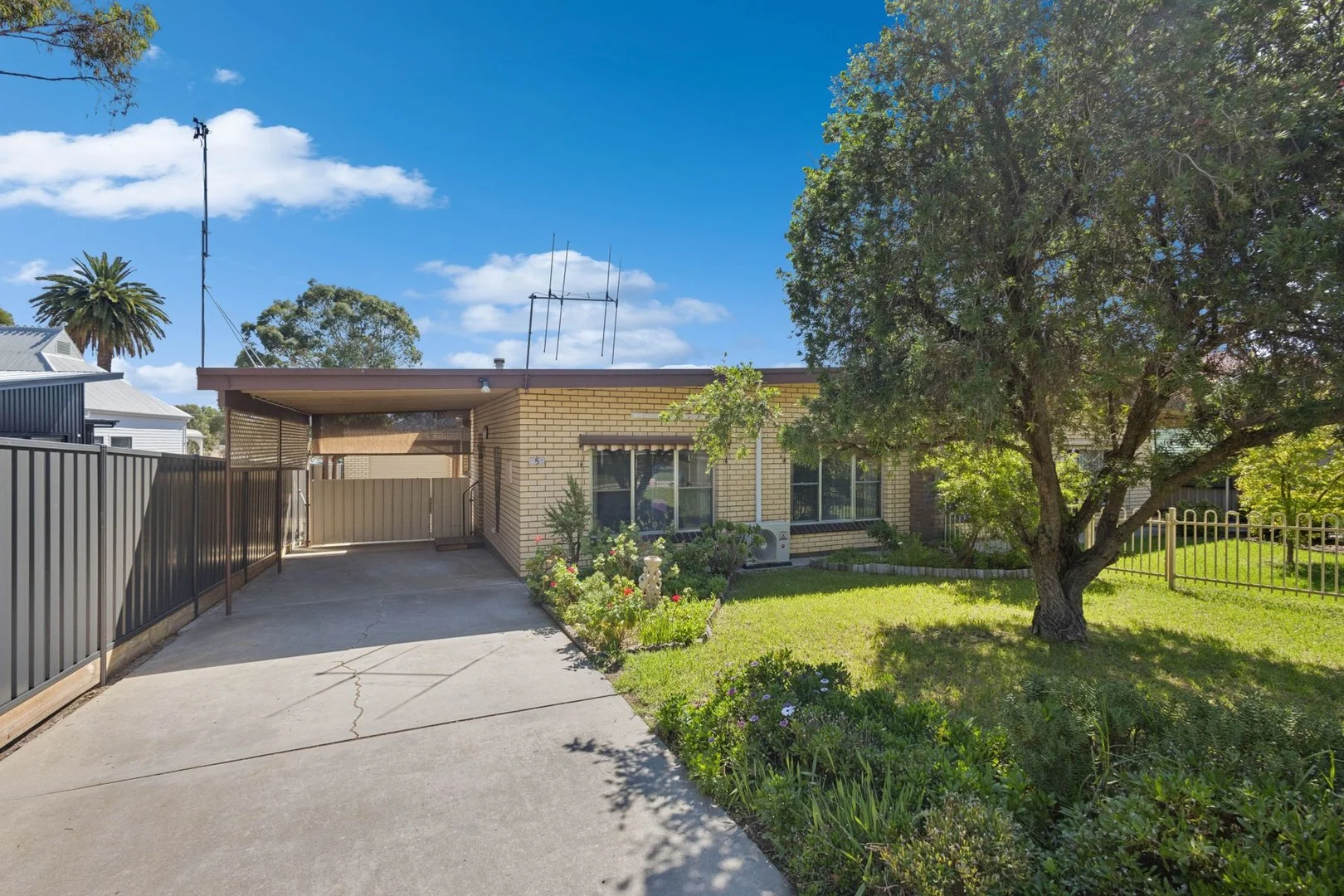 2/5 Day Street, East Bendigo VIC 3550