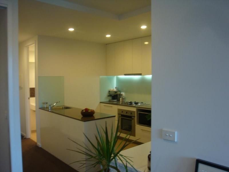 2 bedrooms Apartment / Unit / Flat in 347/38 Mount Alexander Road TRAVANCORE VIC, 3032