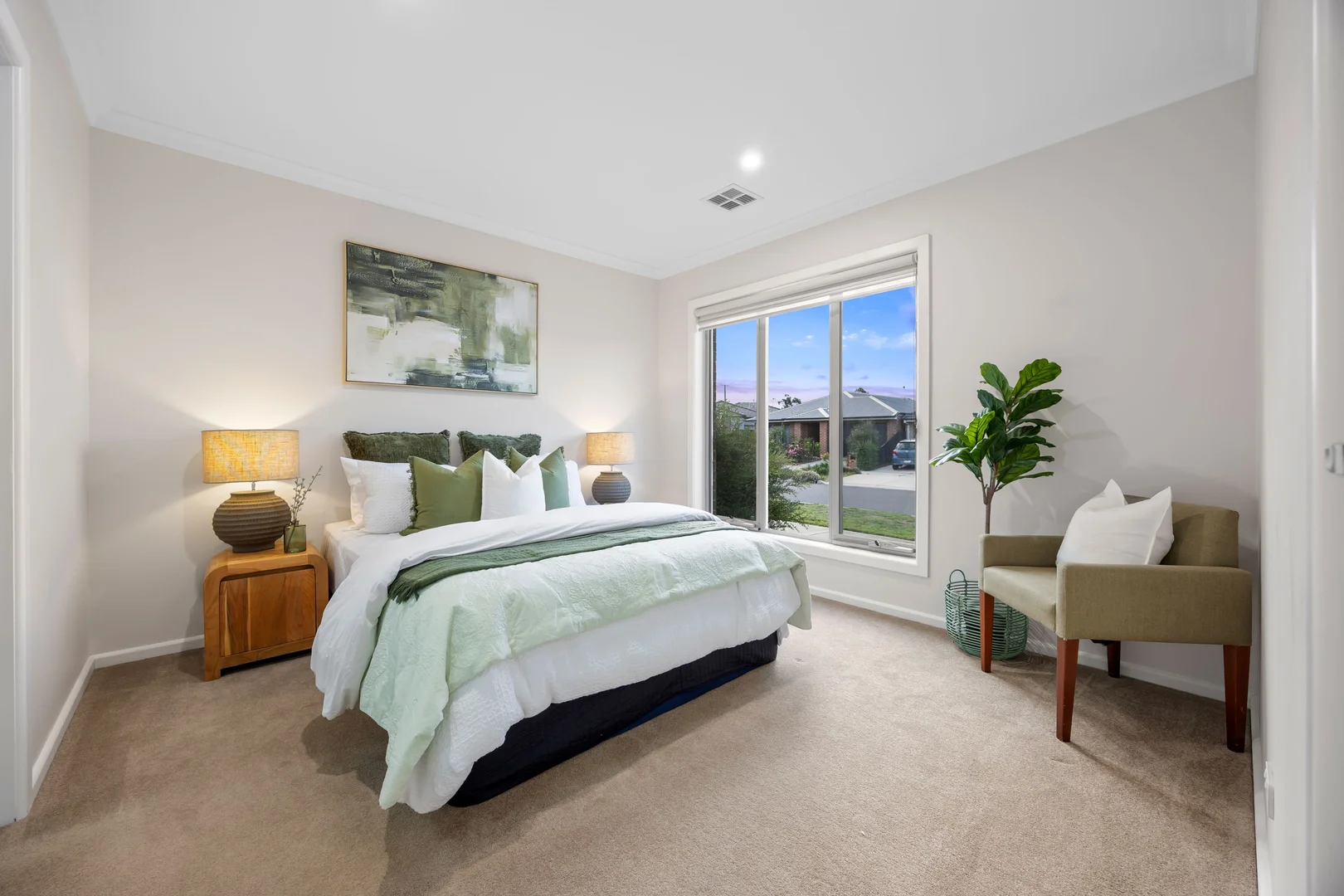 Additional image 2 of 43 Cinnamon Drive, Lake Gardens VIC 3355