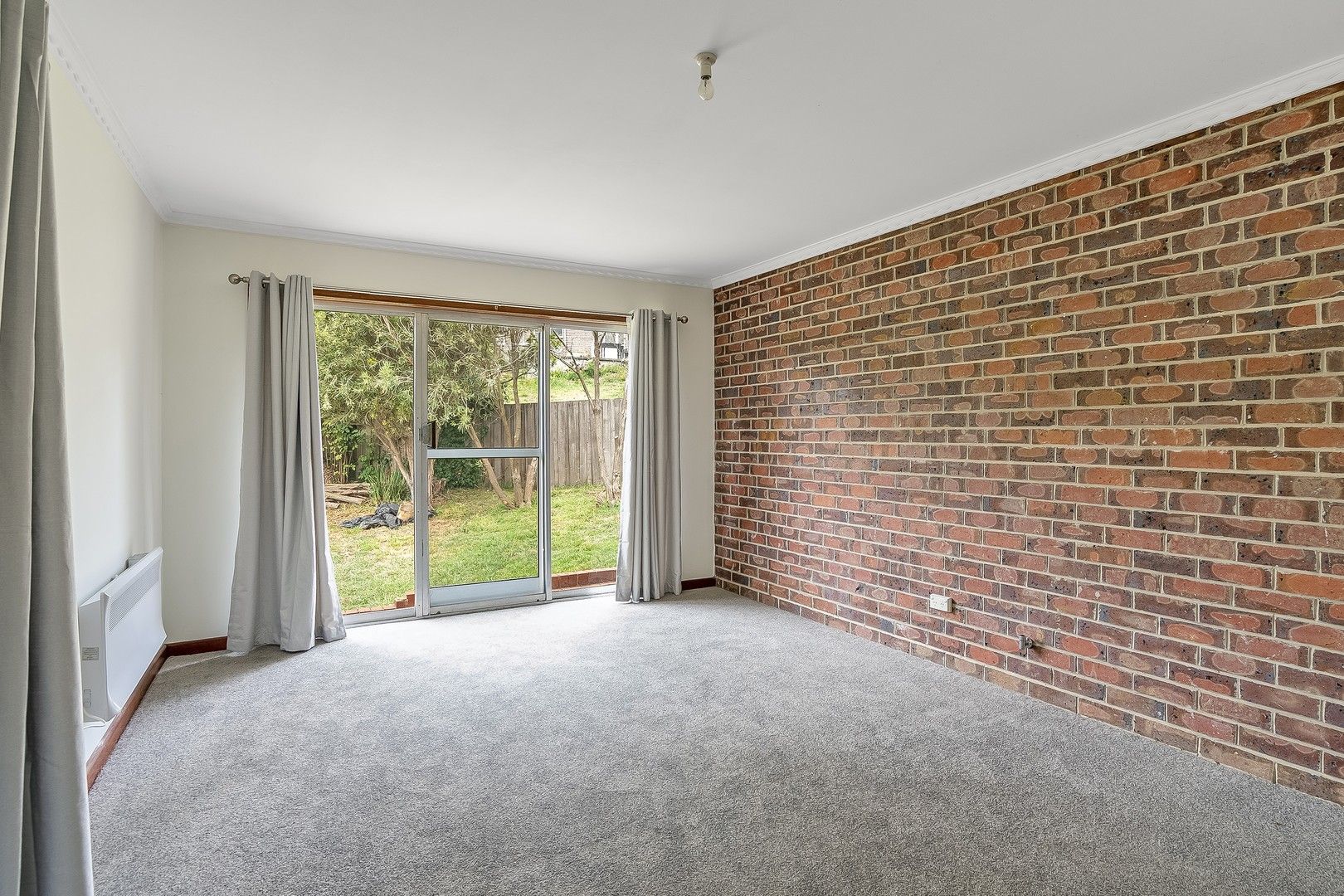 2 bedrooms House in 29A Easton Avenue WEST MOONAH TAS, 7009