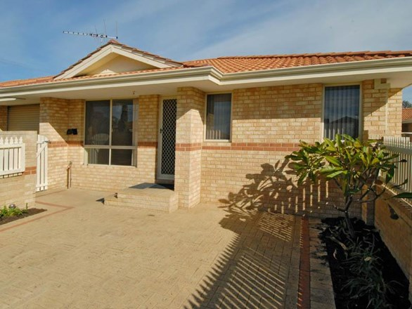 1/3 Adelphi Court, Marangaroo WA 6064