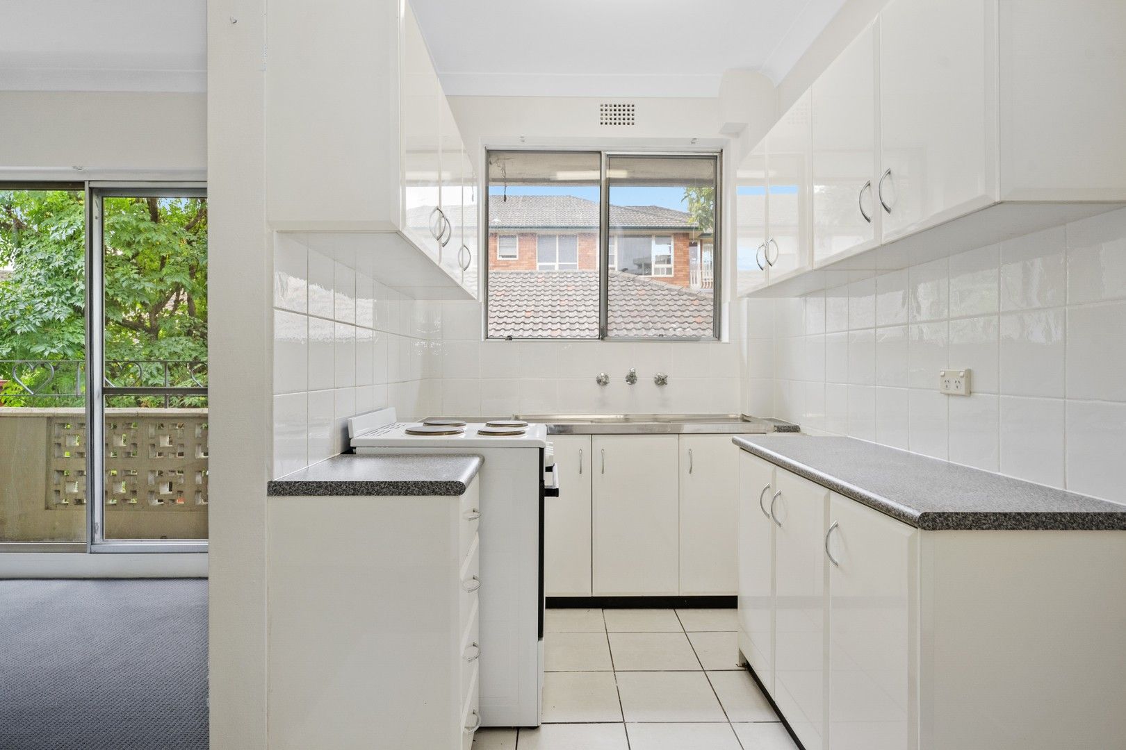 Apartment / Unit / Flat in 10/28 Belmore Street, NORTH RYDE NSW, 2113