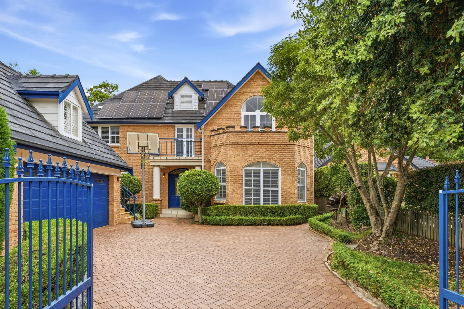 2 Chilton Parade, Warrawee NSW 2074