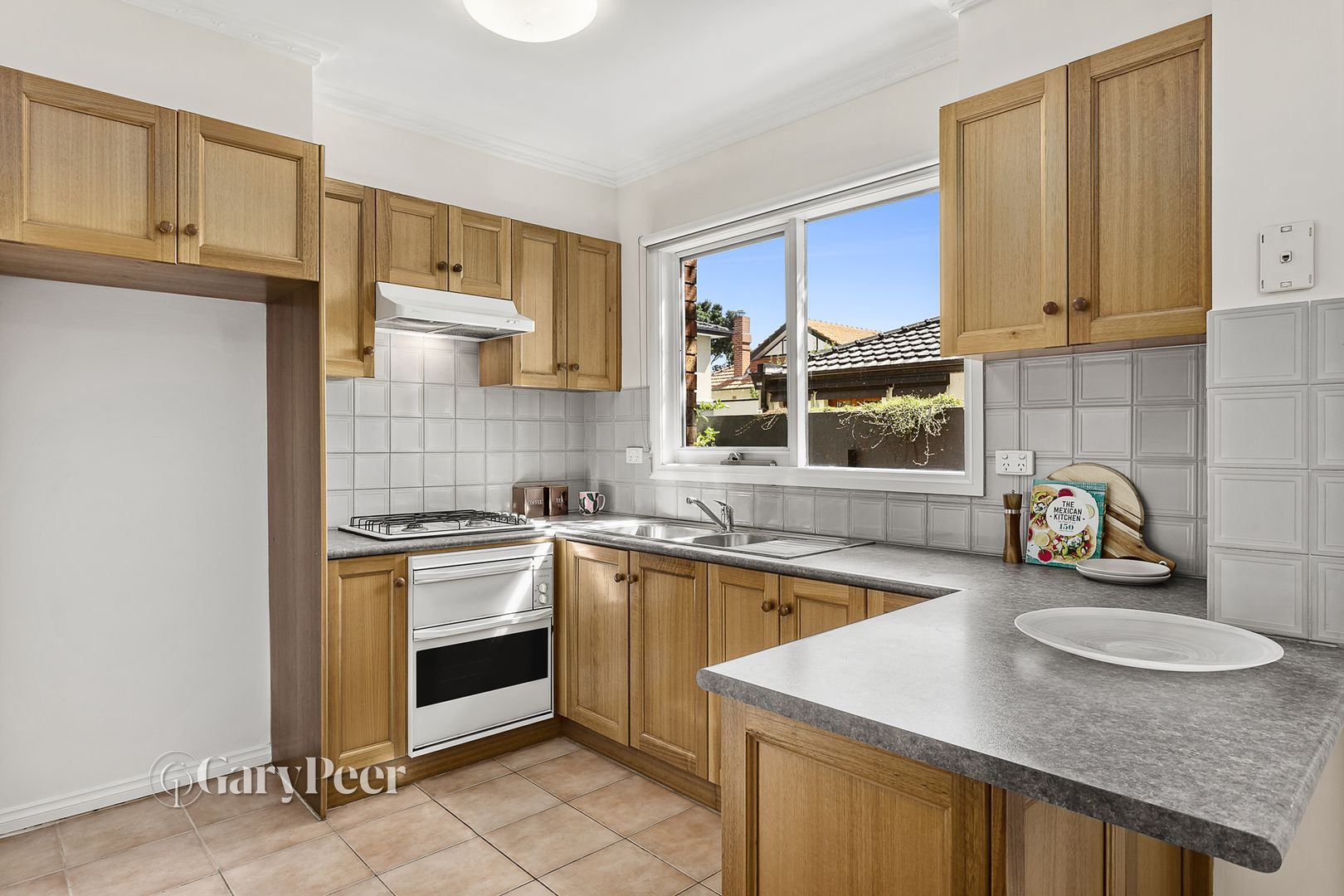 3/7 Kingsley Parade, Carnegie VIC 3163, Image 2