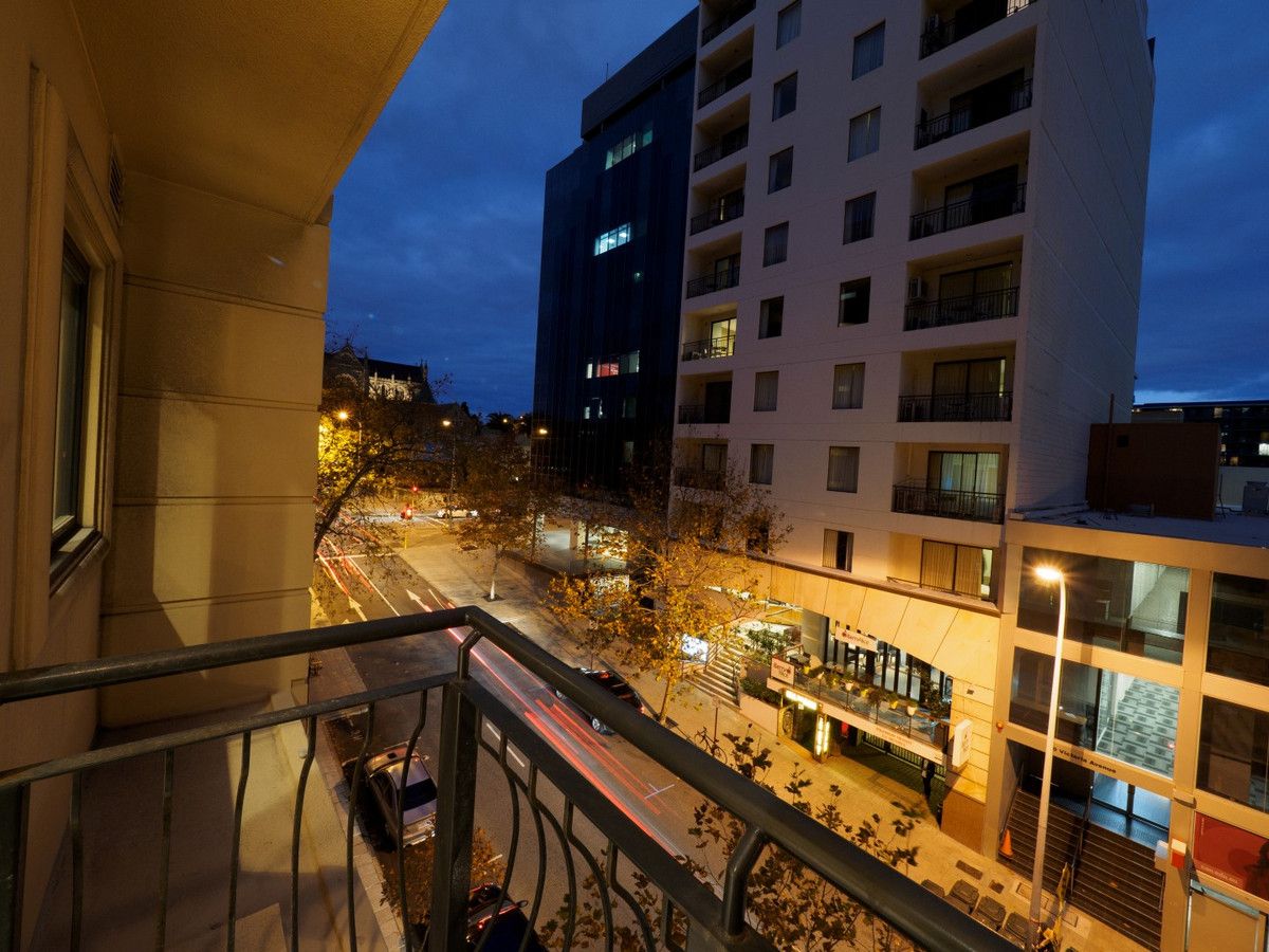 1 bedrooms Apartment / Unit / Flat in 404/9 Victoria Avenue PERTH WA, 6000