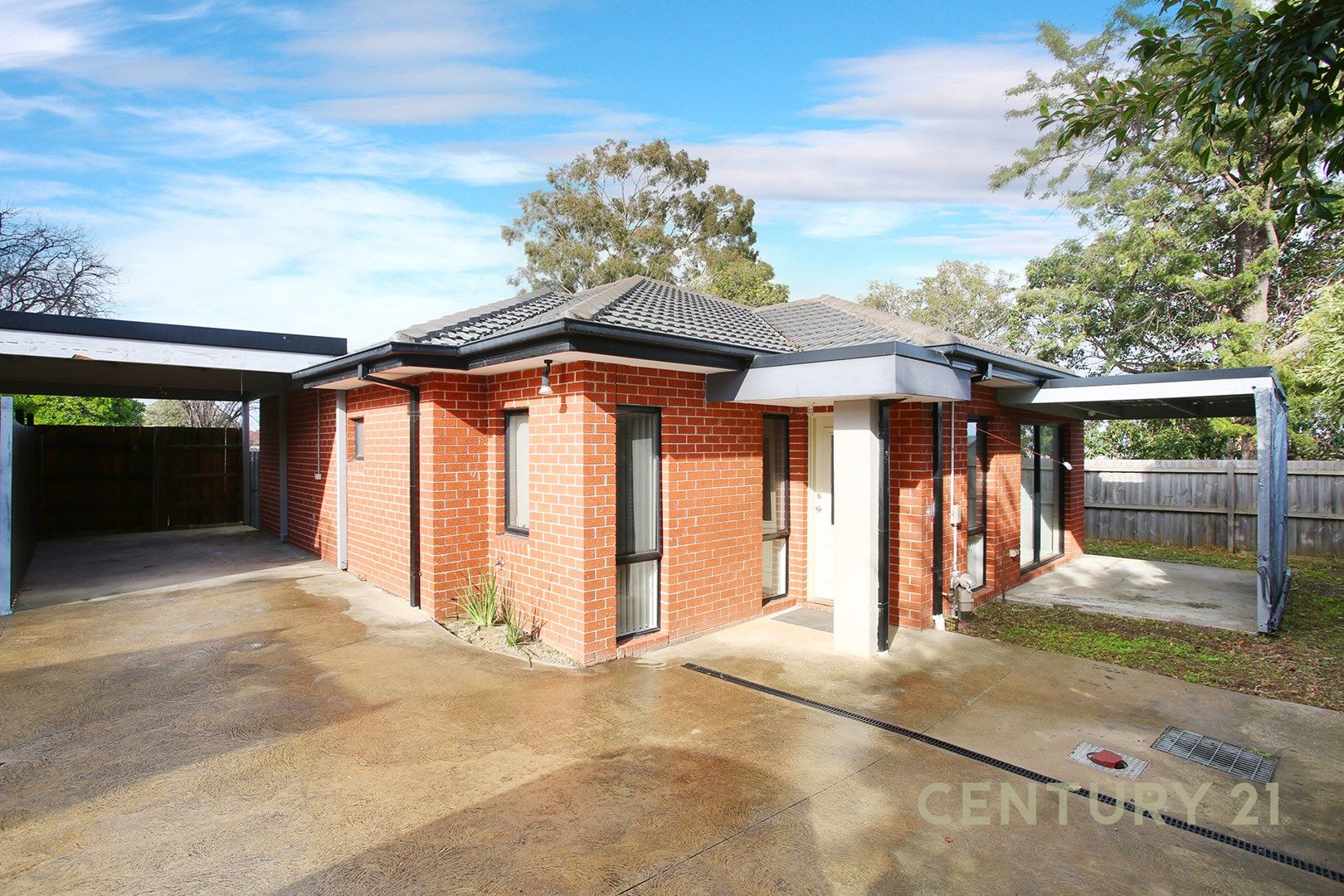 2/11 Catalpa Street, Doveton VIC 3177