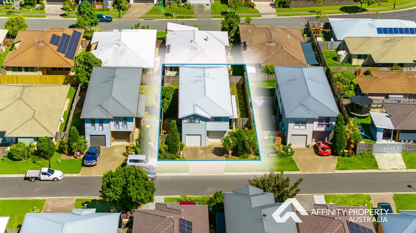 12 Bellthorpe Cct, Kallangur QLD 4503